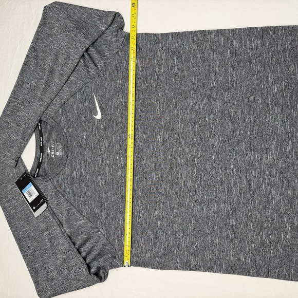 NWT Nike Swim Shirt Men's Medium Crew Neck Long Sleeve Dri-Fit UPF 40+ Gray - Picture 3 of 9